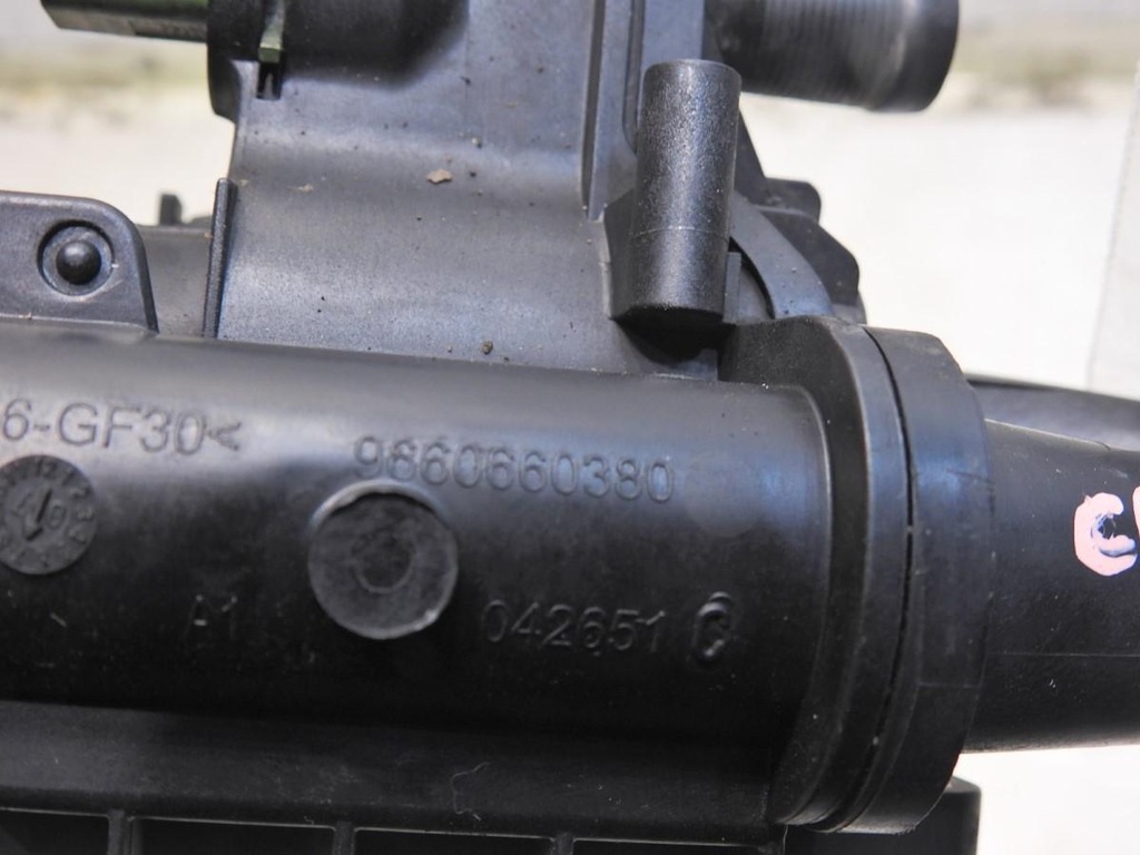 фото №6, Термостат корпус citroen c4 i 1.6 hdi 9660660380