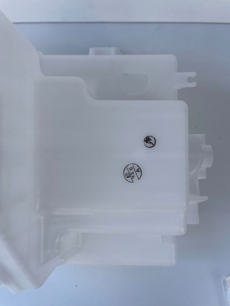 фото №13, Бак бачок омывателя заливная горловина lexus nx 21- 85355-78040 nowe оригинальный номер