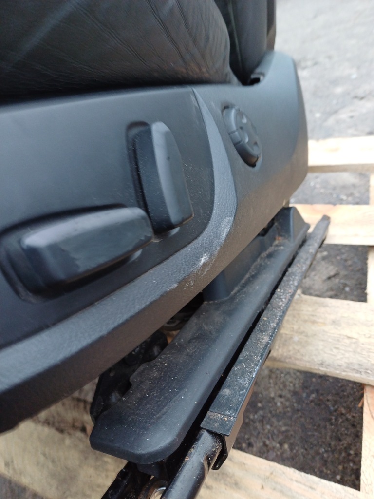 фото №11, Audi a8 d3 сидіння лівий водія шкіряний шкіра каркас