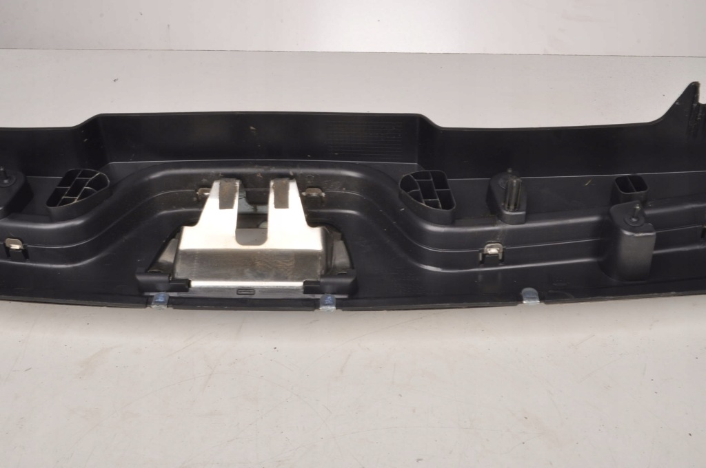 фото №7, Volvo v60 захист край багажника 31403589