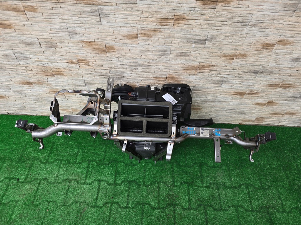 фото №1, Обігрівач bmw 2 f45 9262952