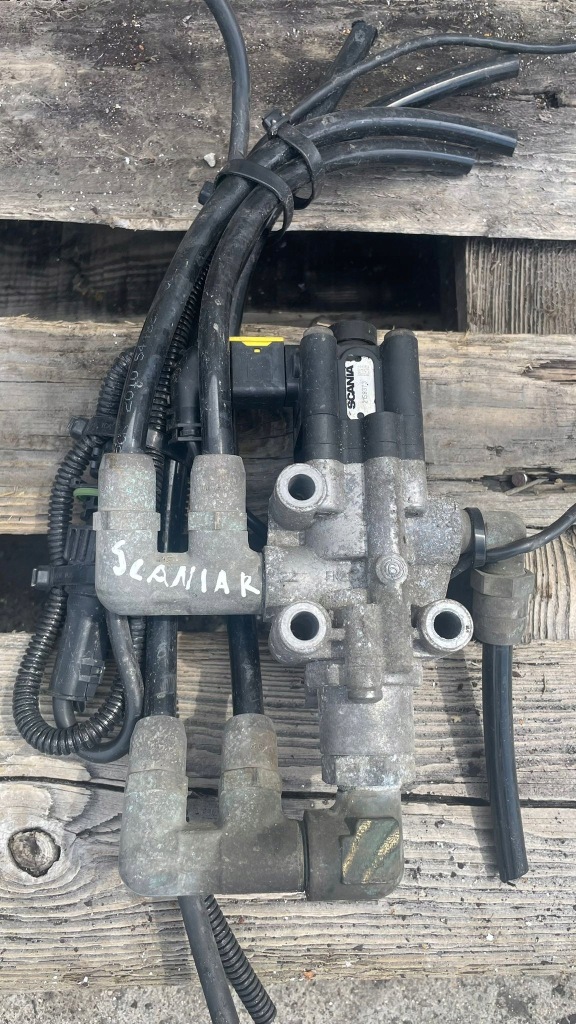 фото №2, Клапан релейный scania s r ntg