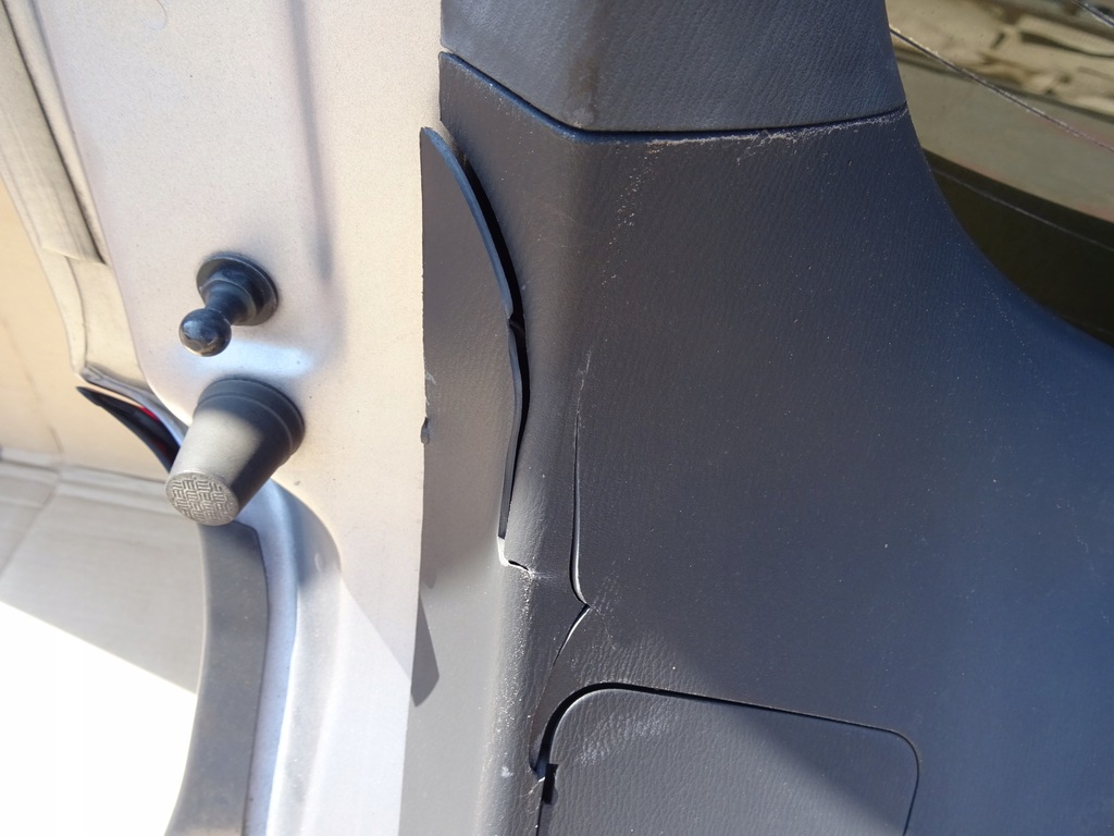 фото №6, Mazda 3 кришка багажника задня