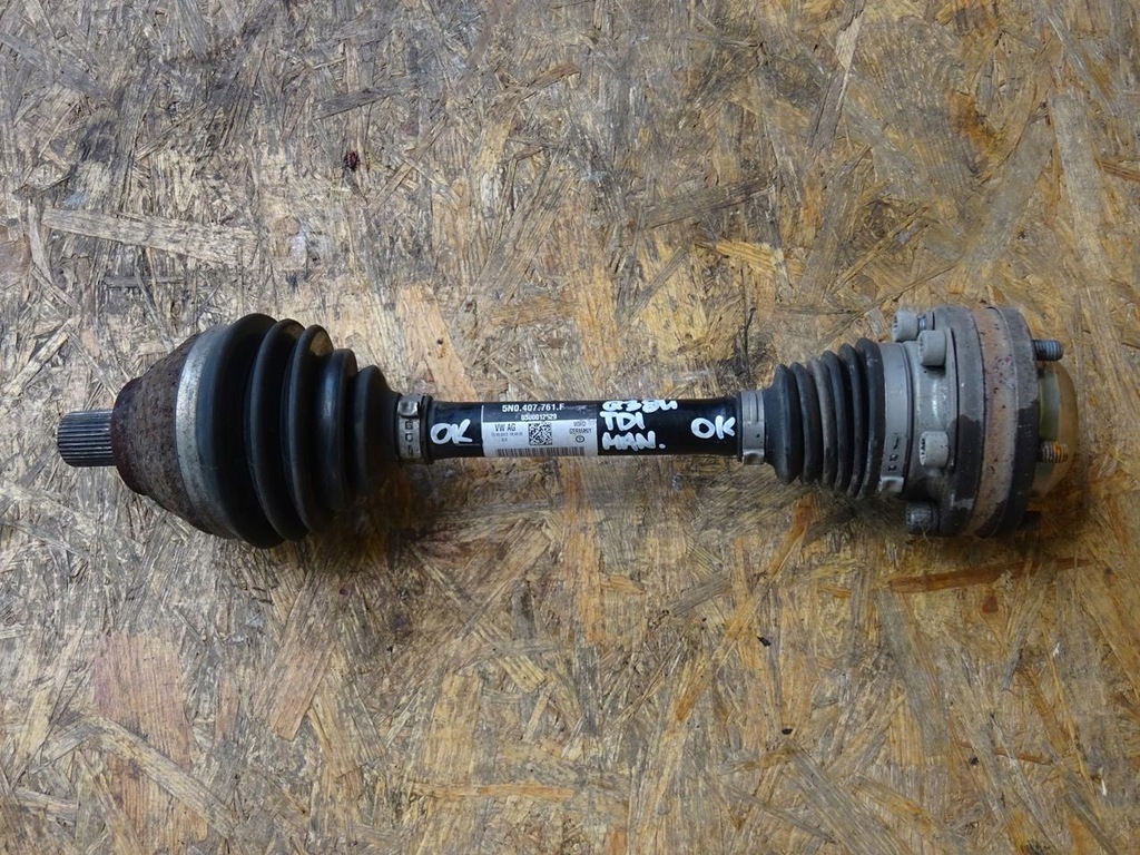 фото №8, Привідний вал półośka ліва audi q3 8u 2011- 1.4 tfsi