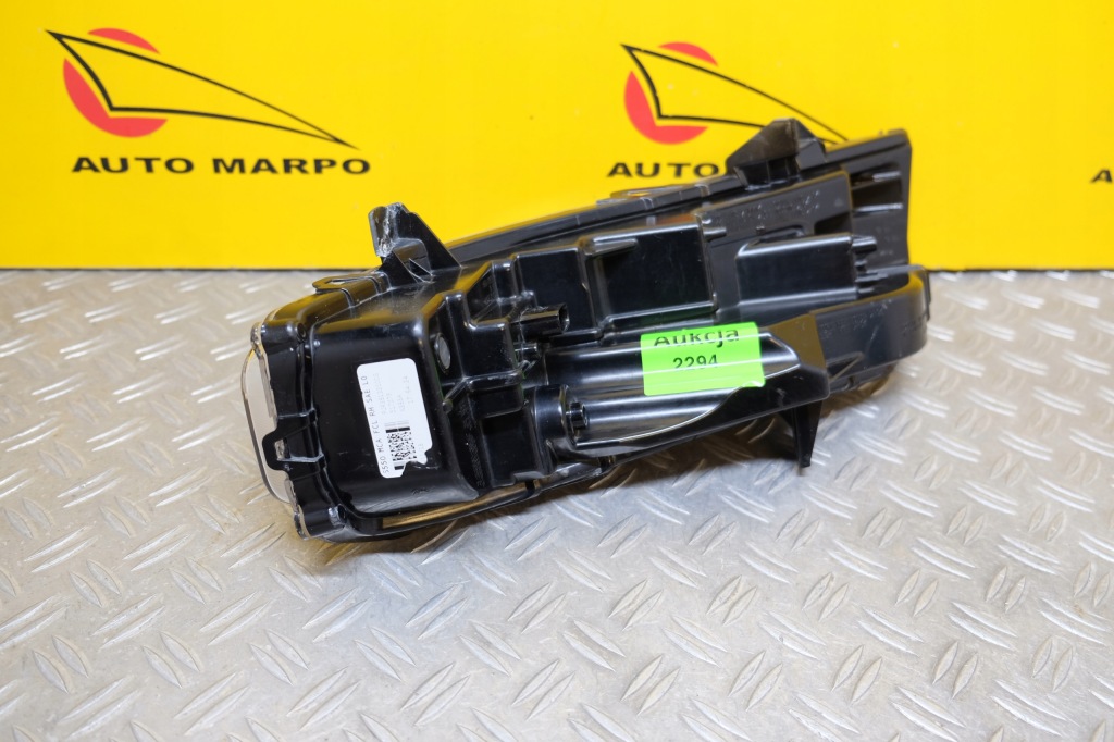 Ford mustang 2018- протитуманна фара фара поворотник drl led r америка в Україні