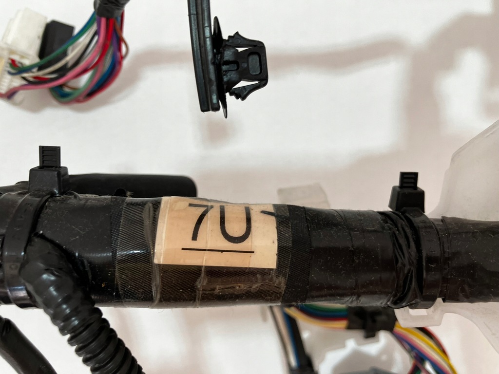 фото №13, Prius iii электропроводка салона pod панель