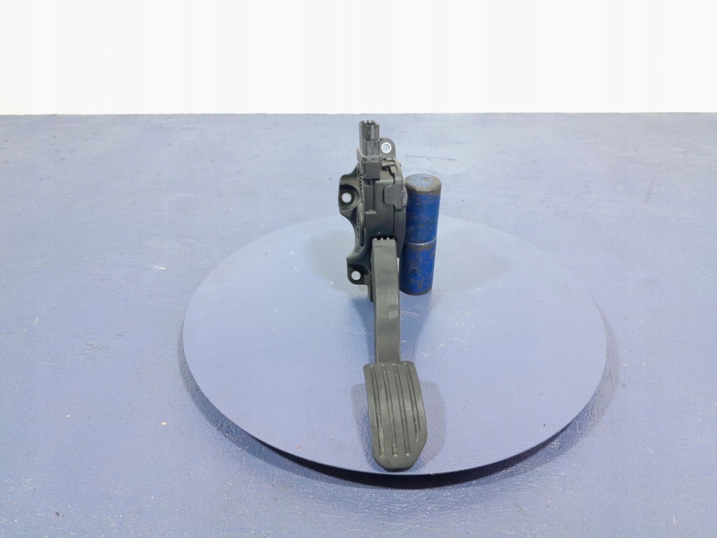 фото №1, Volvo xc60 i потенциометр педаль газа 31329058