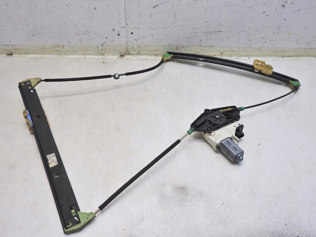 фото №8, Механізм скло правий перед audi a4 b8