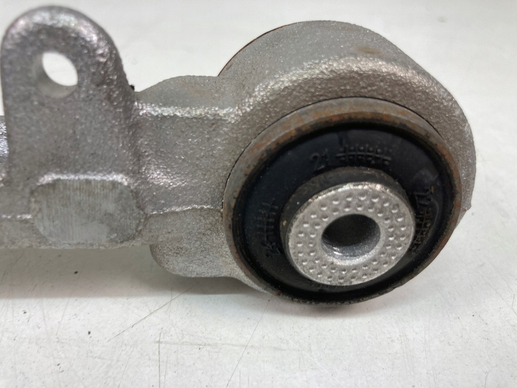 фото №7, Важіль правий передній верхній tesla model 3 y