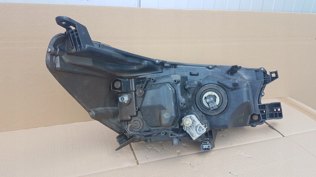 фото №11, Лампа перед левая toyota hilux full led 16-