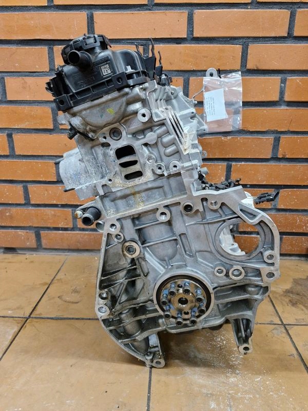 Fiat panda 3 3 lancia ypsilon 3 1.0 mild гібрид двигун стійку  46341162 Зі Шроту