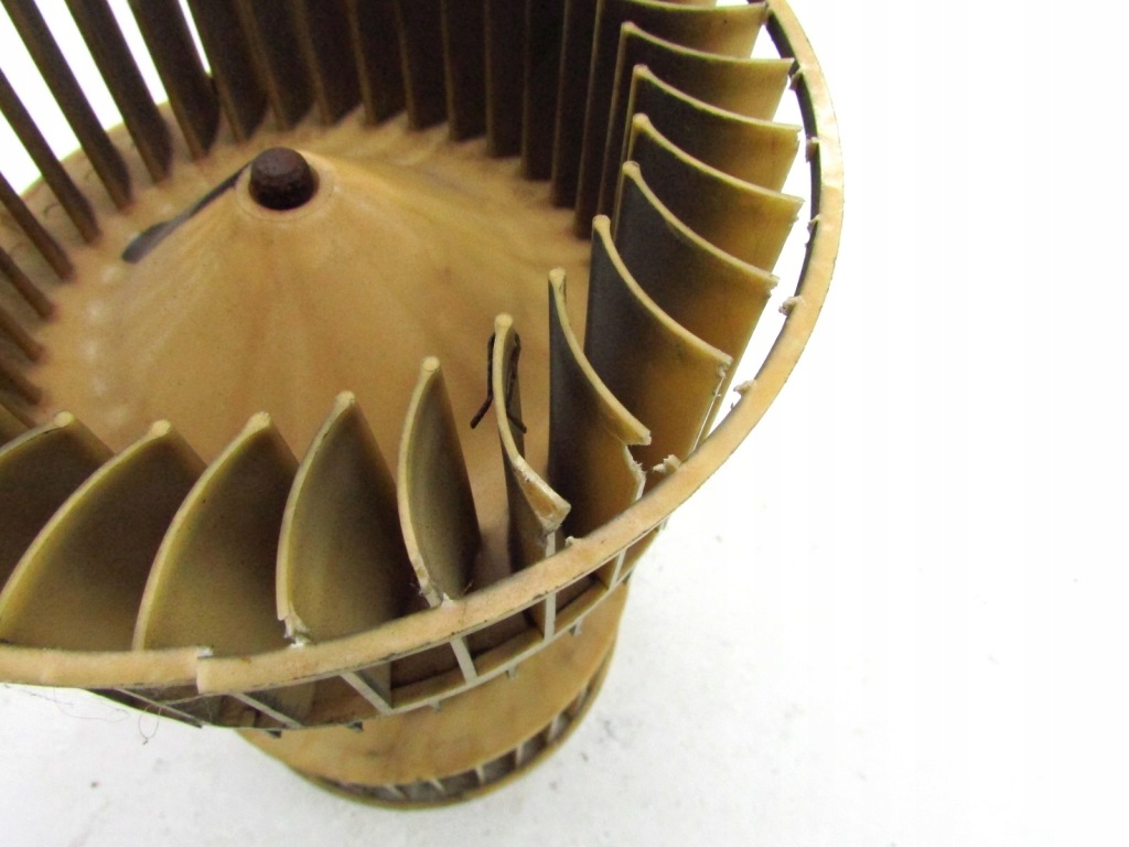 Bmw e38 вентилятор обігрівача європа Недорого