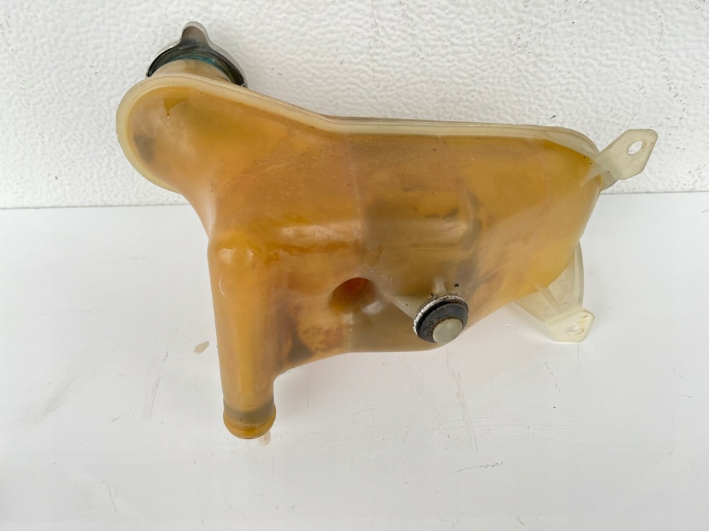 Купить Бачок жидкость охлаждающей расширительный mercedes w124 w201 190 1245000649