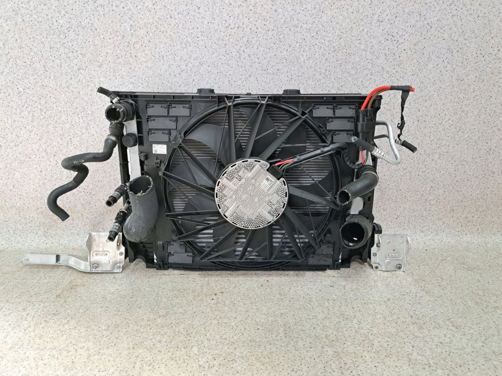 фото №1, Bmw 7 f01 f02 3.0d 4.0 комплект радіатор радіатор