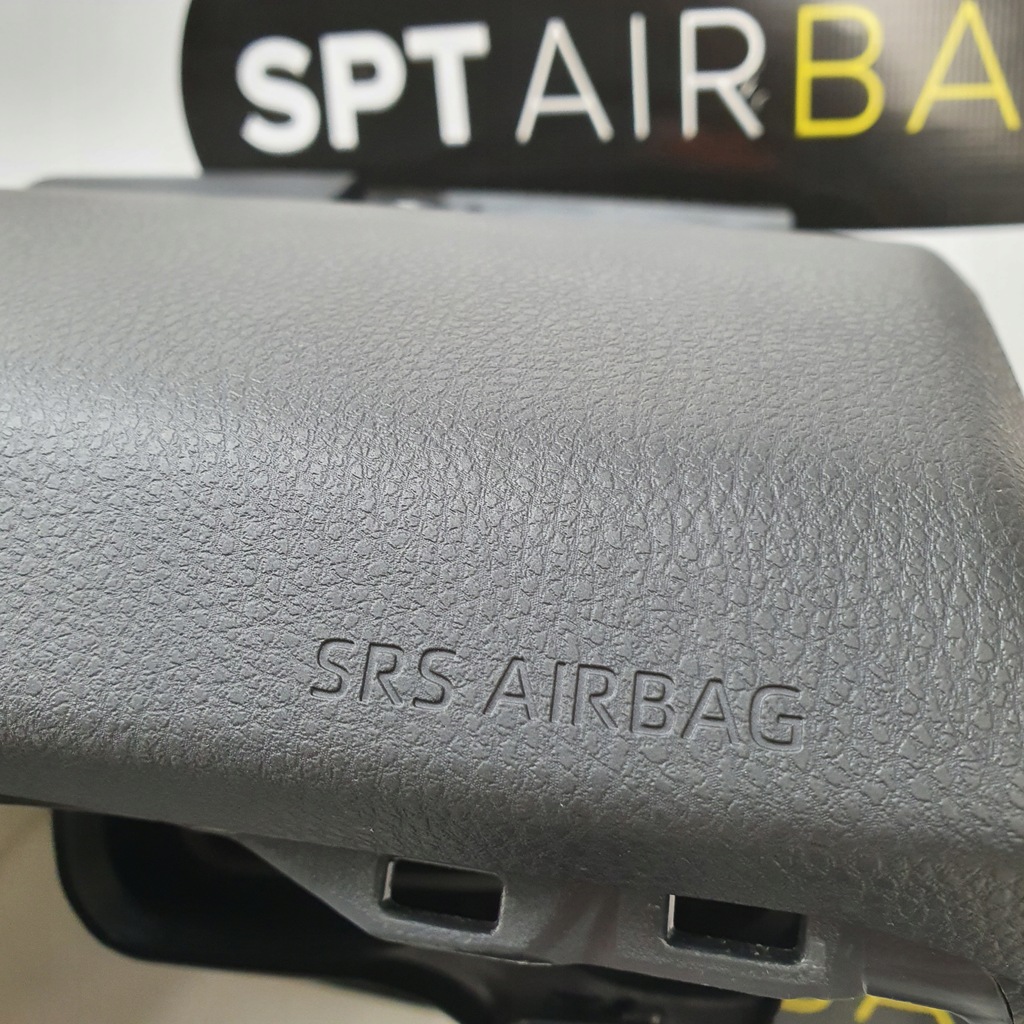 фото №5, Camry приборная панель консоль подушки безопасности ремни подушка безопасности