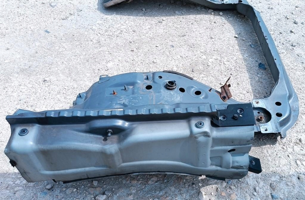 фото №3, Pas передній лонжерон land discovery iv l319