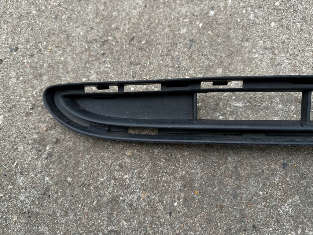 фото №3, Решітка бампера перед renault clio iii