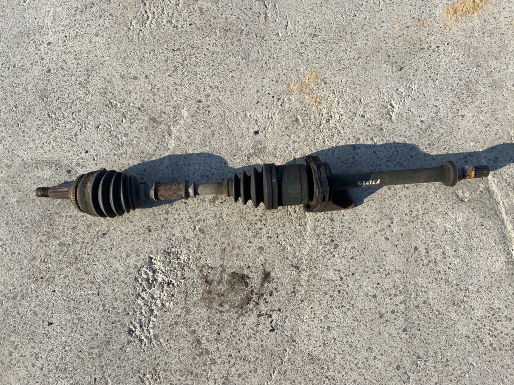 Купити Привідний вал права довга toyota celica vii 1.8