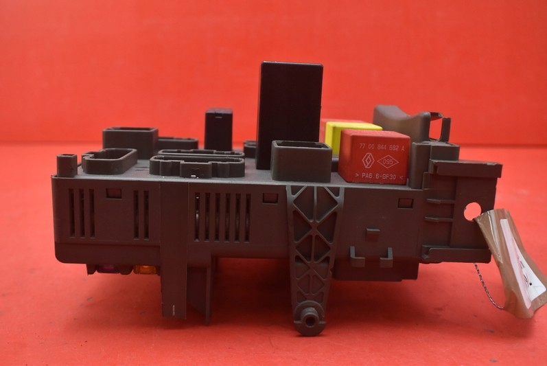 фото №5, Коробка запобіжників 8200148810 renault vel satis 2.0 t 165 km 02-05