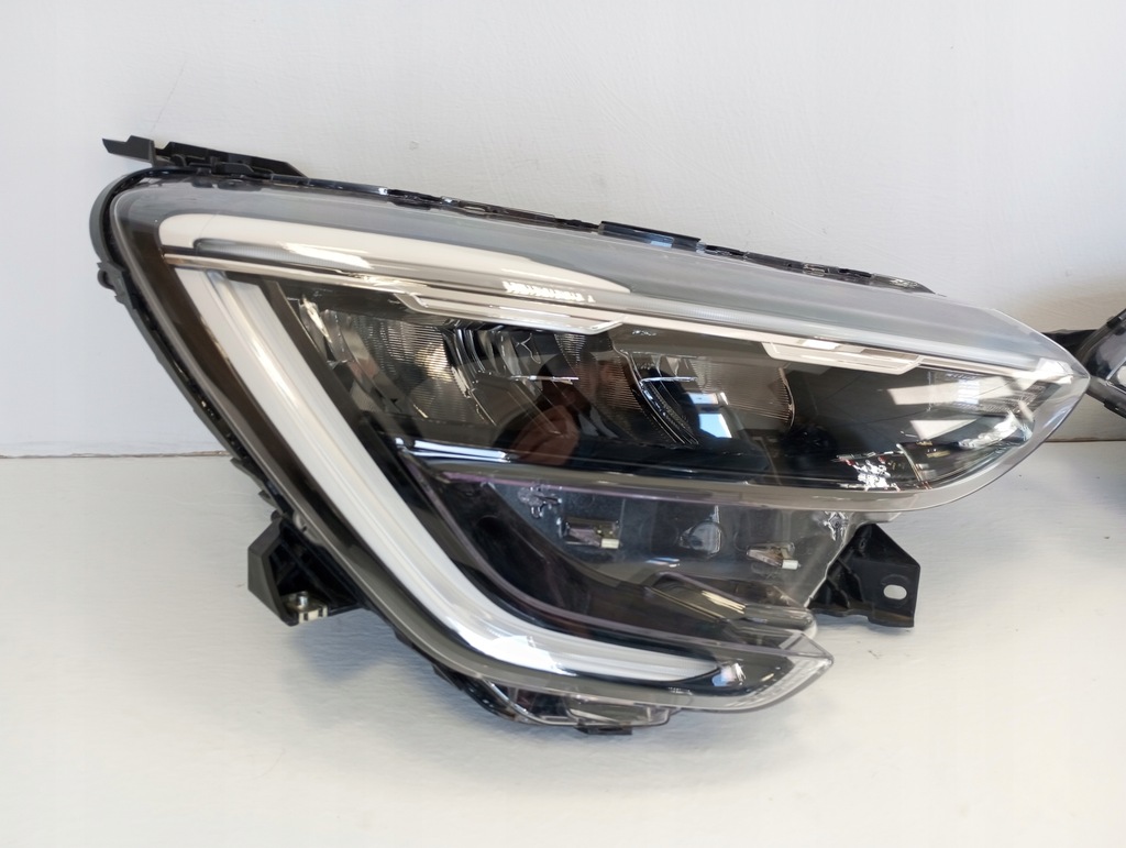 фото №6, Лампа full led ліва renault arkana lift 260605973r
