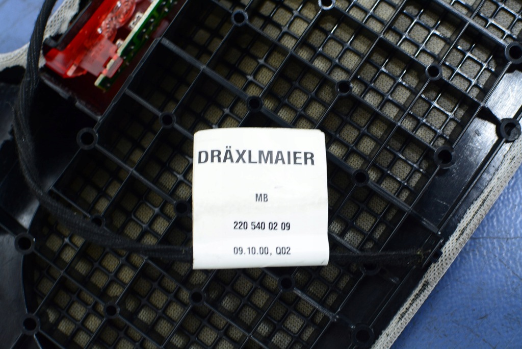 фото №4, S-klasa w220 свет стоп-сигнал полка a2206900530