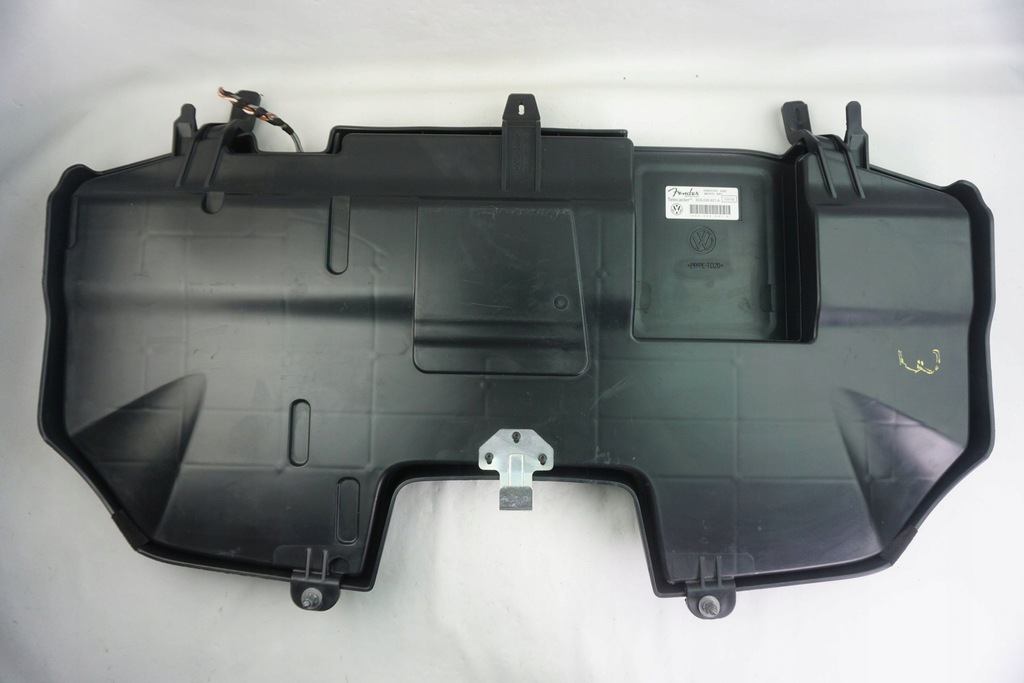 фото №12, Динамик сабвуфер vw jetta vi 5c6035621a