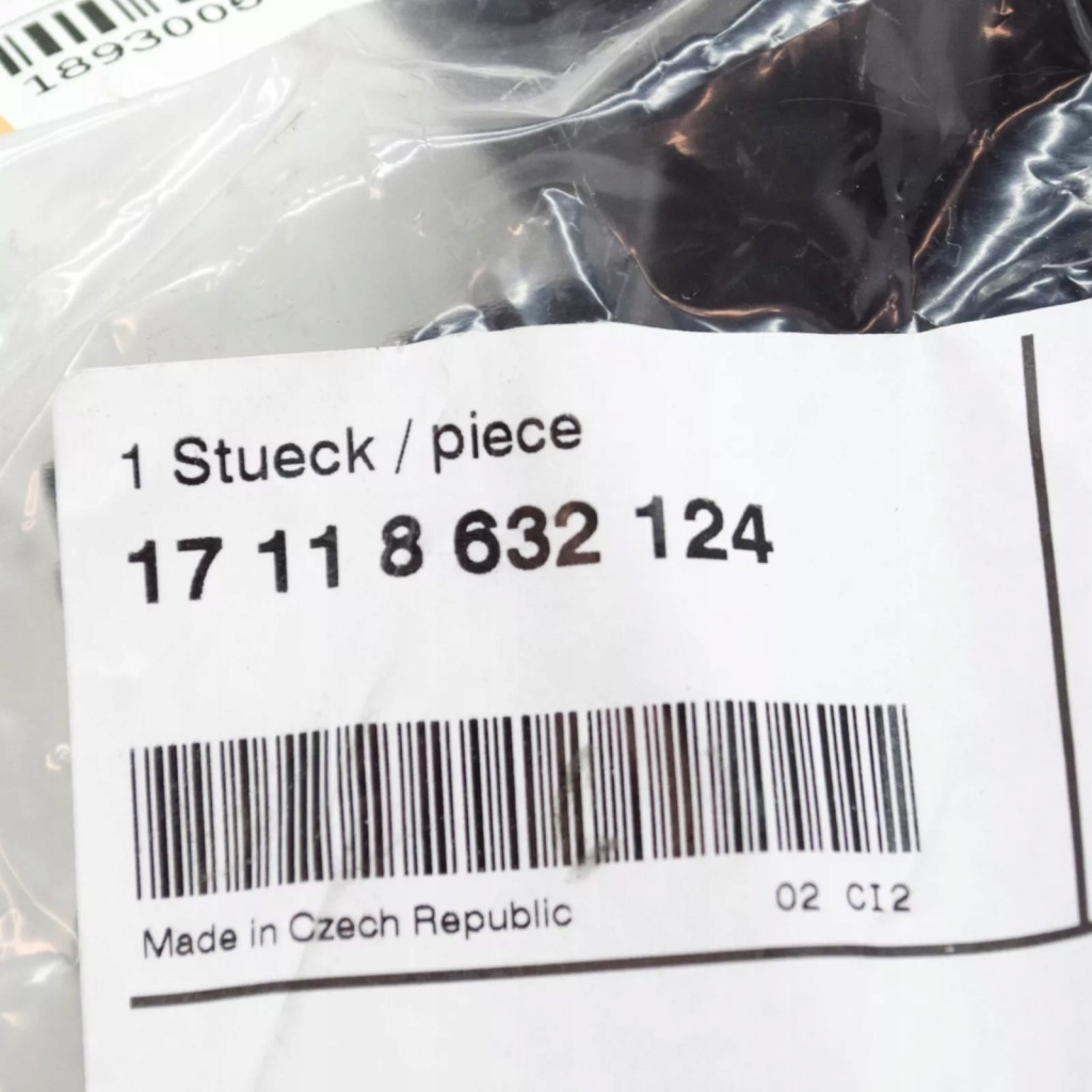 фото №8, Bmw 5 g30 нижний правый кронштейн радиатора 17118632124 8632124 oem