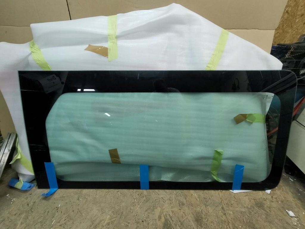 фото №1, Стекло левая кузовная trafic iii renault