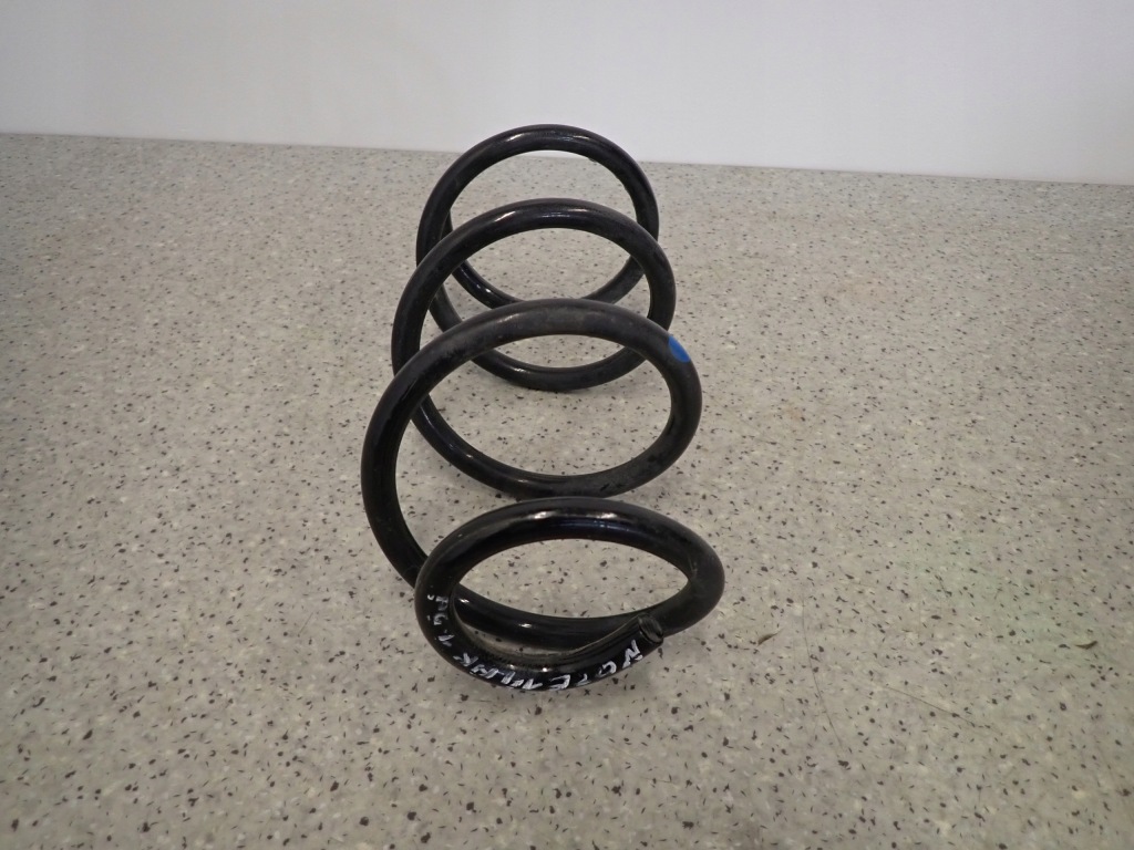 фото №1, Nissan note e12 12- 1.5 dci пружина задняя