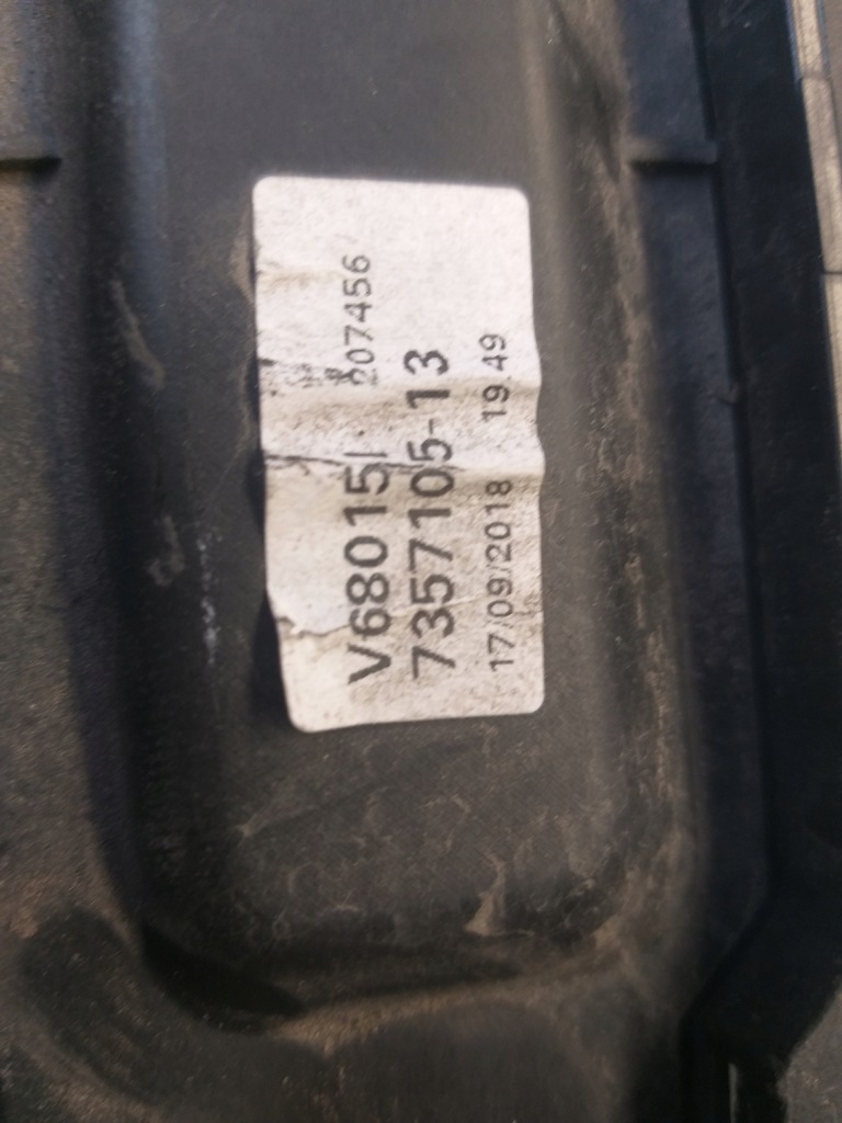 фото №4, Bmw 7 g11 молдинг освещение номерного знака регистрационного