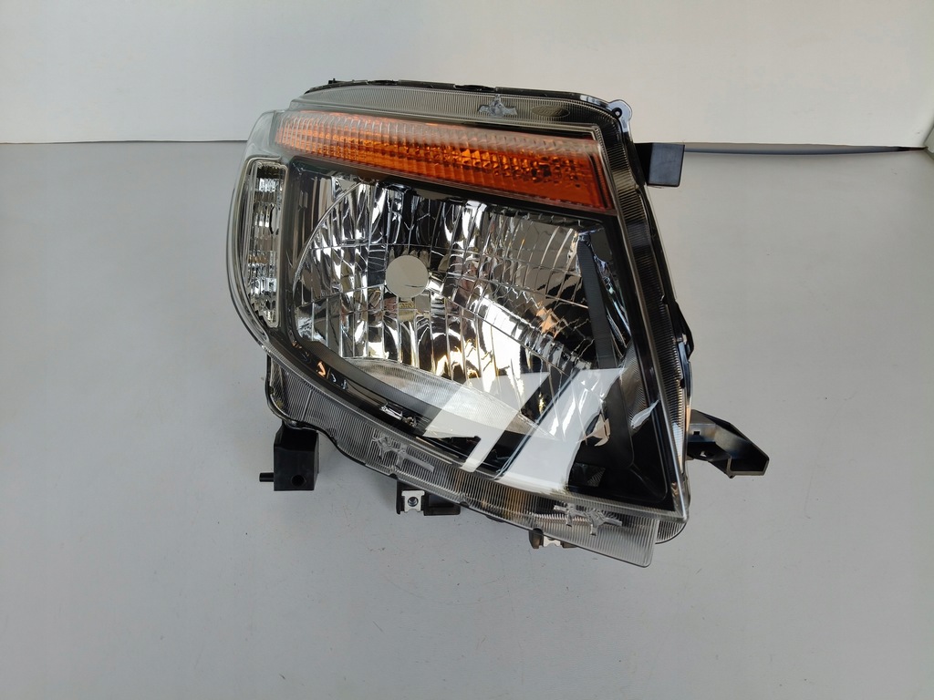 фото №1, Nowa лампа права фара ford ranger 12- тонована