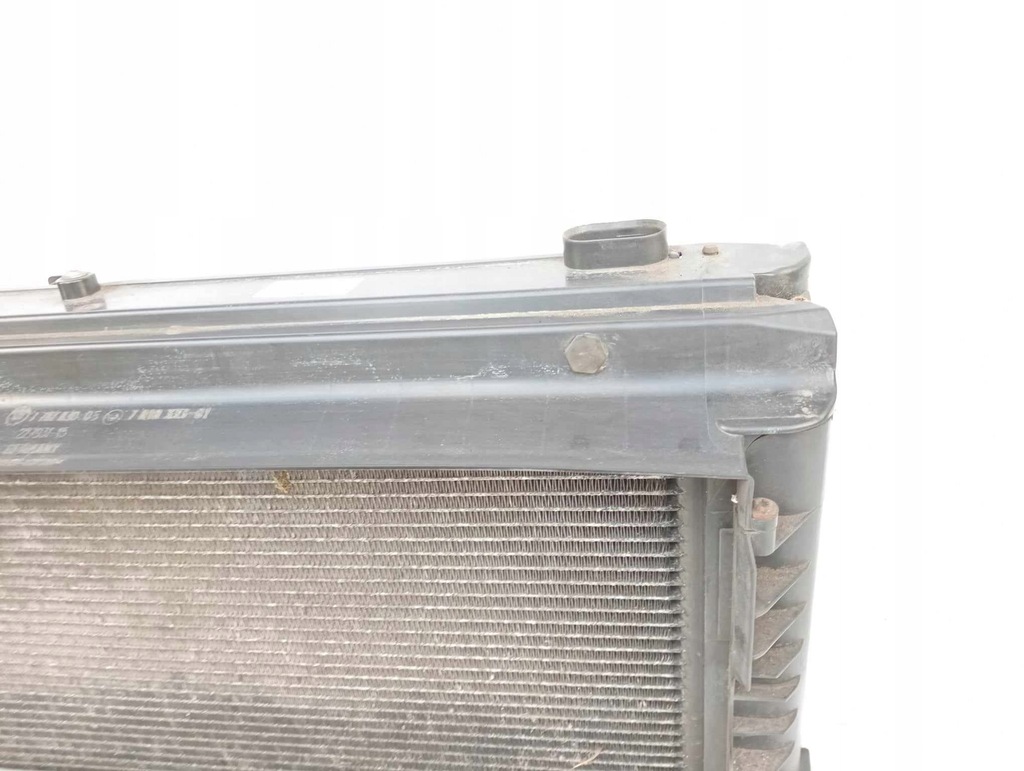 фото №7, Bmw e60 e61 радиатор комплект радиатор 2.0d n47 7807597