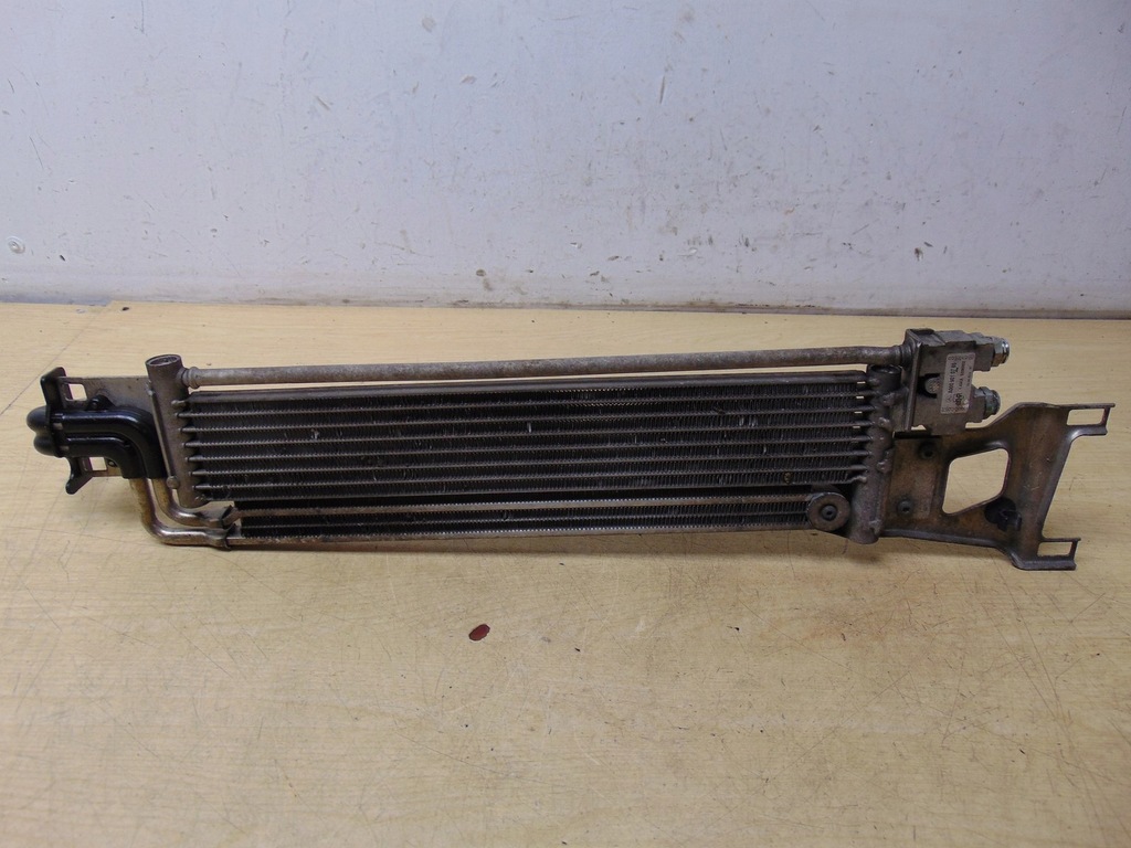 фото №7, Радиатор масла mercedes w204 w212 a2045001001