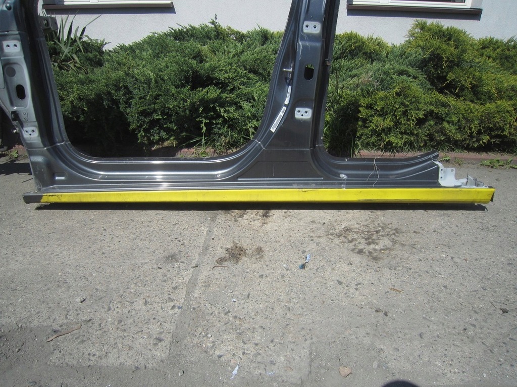 фото №1, Peugeot 301 поріг лівий блок двигуна