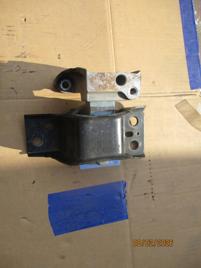 фото №1, Nissan note e11 1.4 кронштейн подушка двигуна