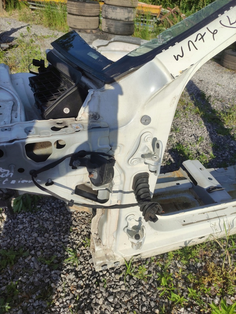 фото №4, Mercedes w176 четверть левая передняя блок двигателя порог