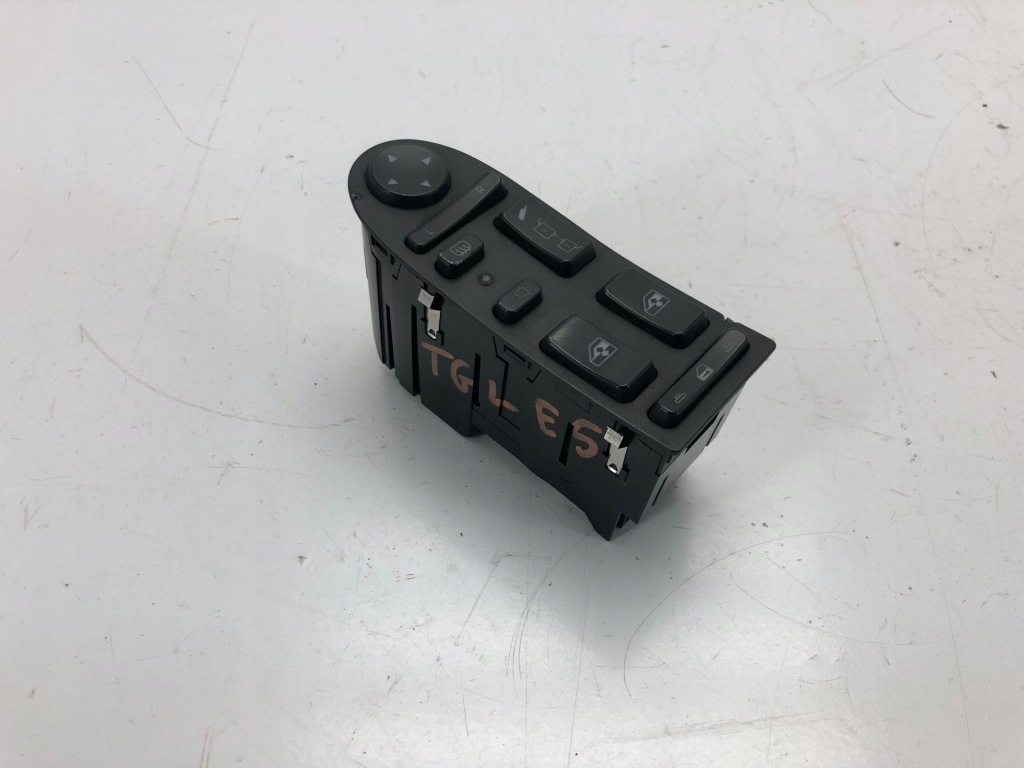 Man tgm tgl tgs ручка внутренняя левая 81626416067 Доставка