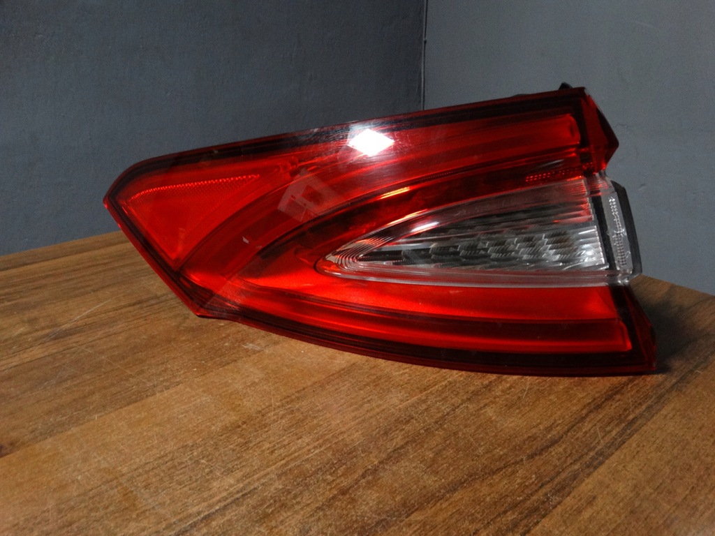 фото №1, Idealna лампа задня ліва maserati levante 1