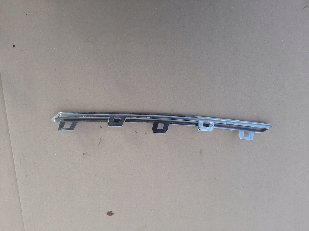 фото №2, Молдинг хром решётка решетка правая renault megane iv