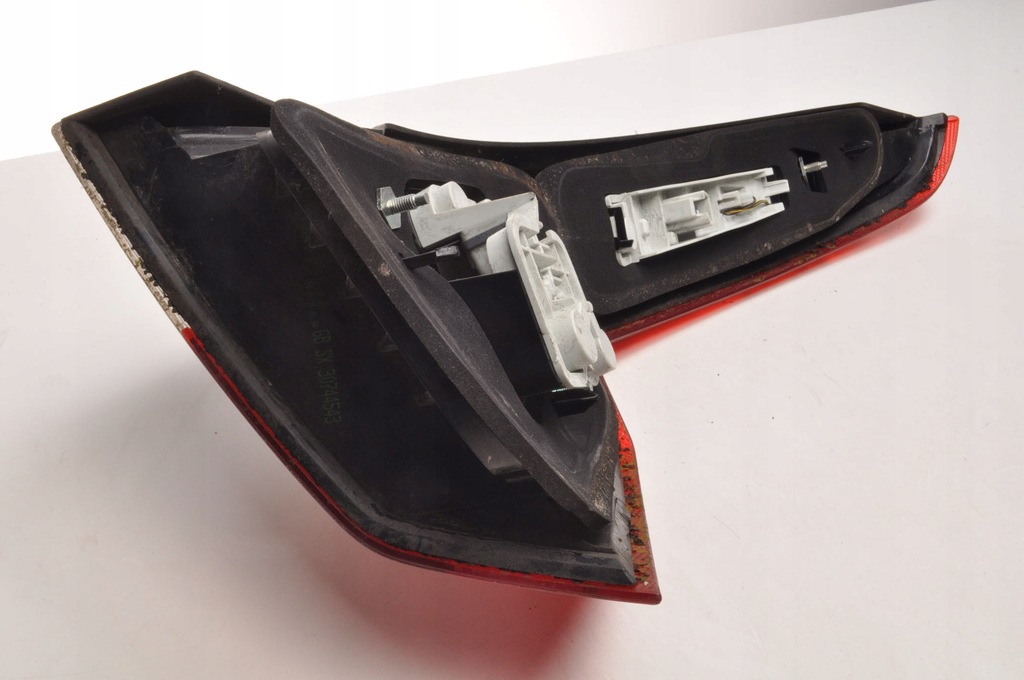 фото №11, Volvo v50 лампа ліва задня лівий задня kombi 30744543 lift