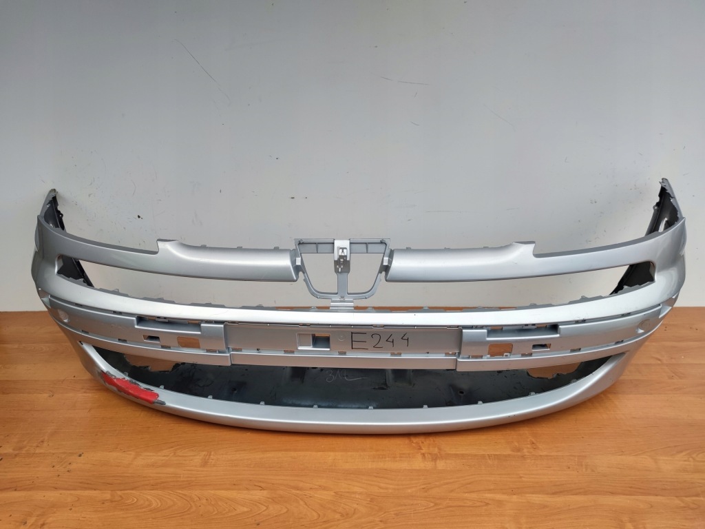 фото №1, Peugeot 807 бампер перед 1484198077 оригинал