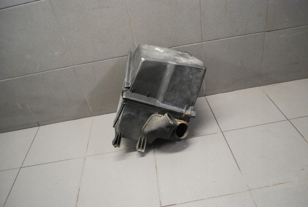 фото №1, Корпус фільтра повітря a8 d2 2.5 tdi 059133837h