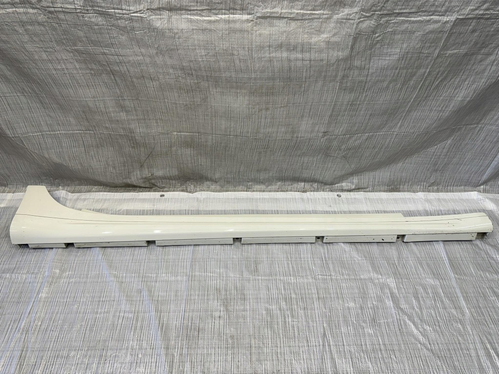 фото №1, Молдинг накладка поріг права maserati ghibli m157 gt 670010791