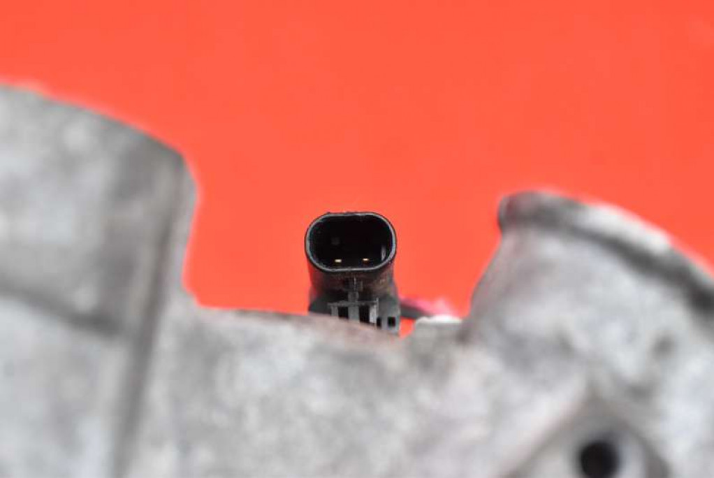 Компрессор насос кондиционера 39034463 opel astra 5 v k 1.4 t 125 km 15-20 с Разборки