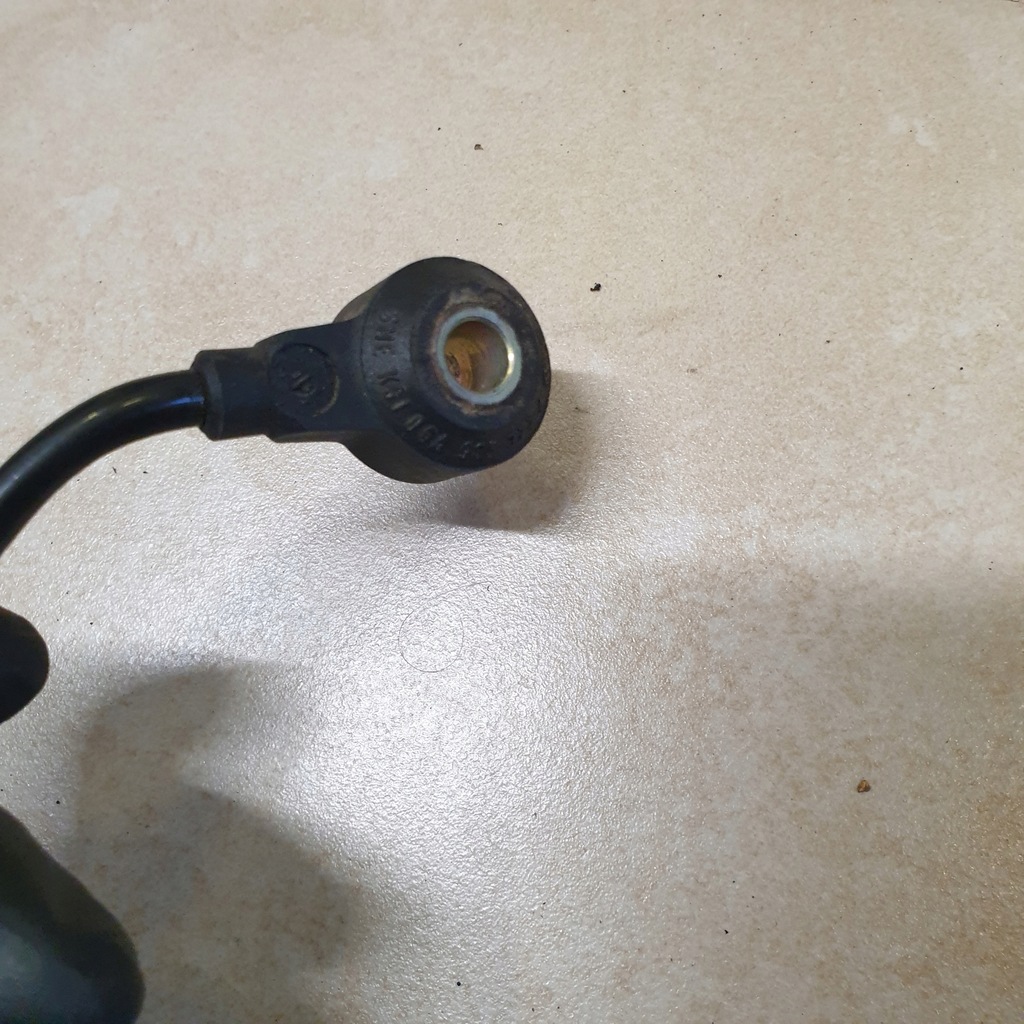 фото №10, Датчик spalania детонаційний кронштейн audi a3 8l