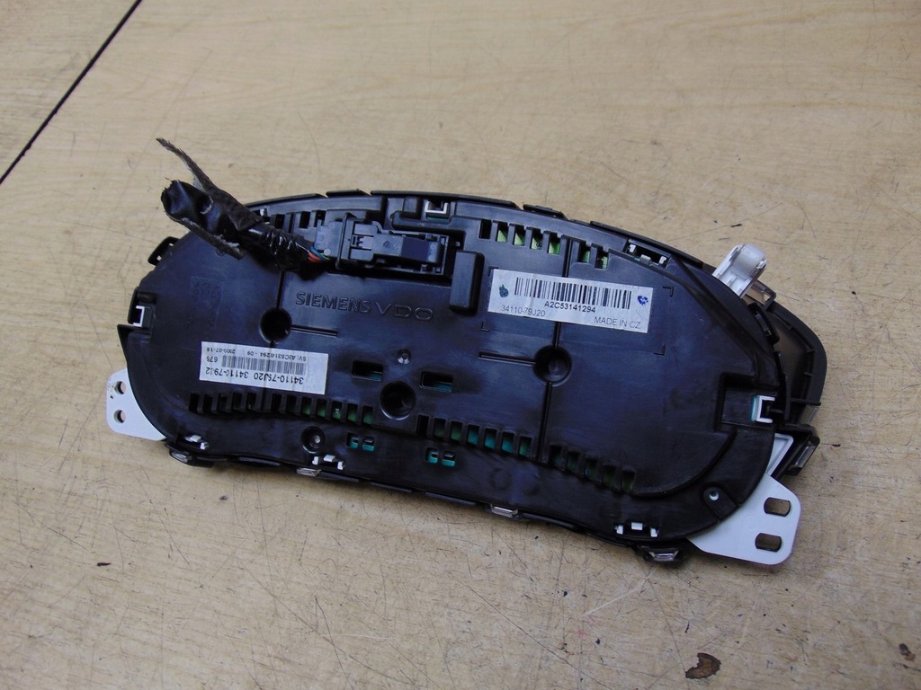 фото №14, Счетчик приборная панель suzuki sx4 1.6 16v 34110-79j20