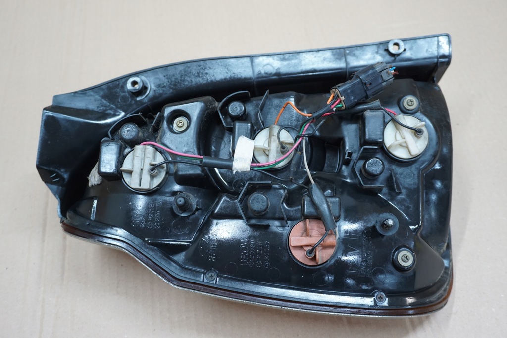 фото №10, Terracan лампа правый задняя задняя w крыло 04r