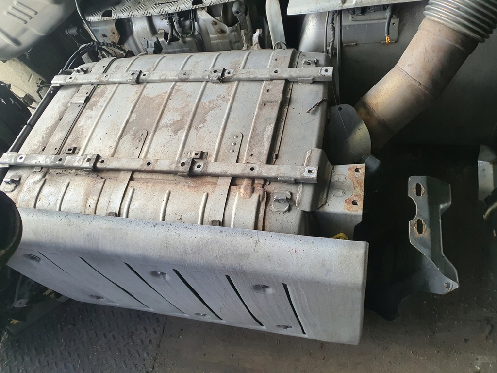 фото №1, Катализатор гаситель mercedes actros mp4