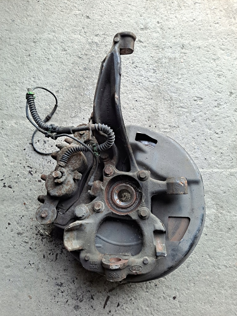 Поворотний кулак супорт range rover sport l320 3.6 Ціна