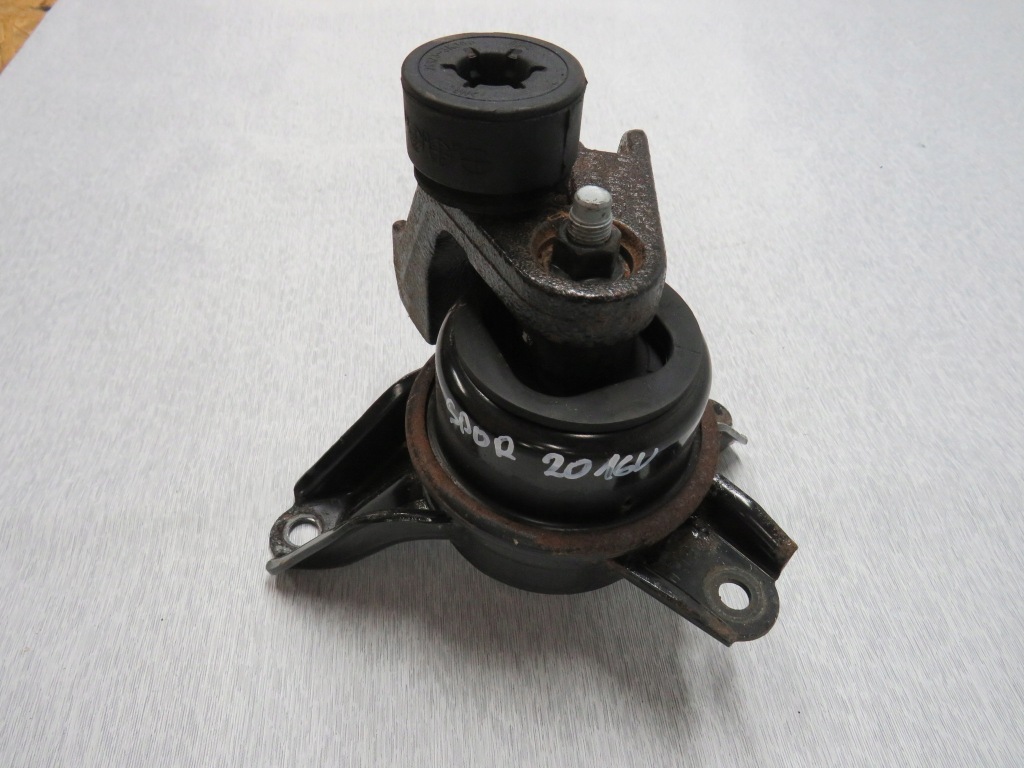 фото №1, Sportage iii 2.0 бензин кронштейн подушка кронштейн двигателя